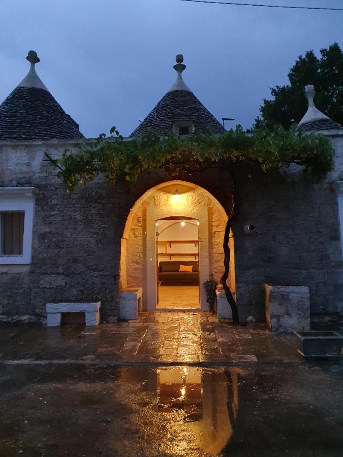 Trullo Vacanze Di Cumma Rosa Альберобелло Экстерьер фото